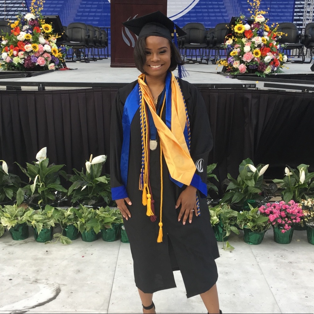 Meet your Posher, Lexi